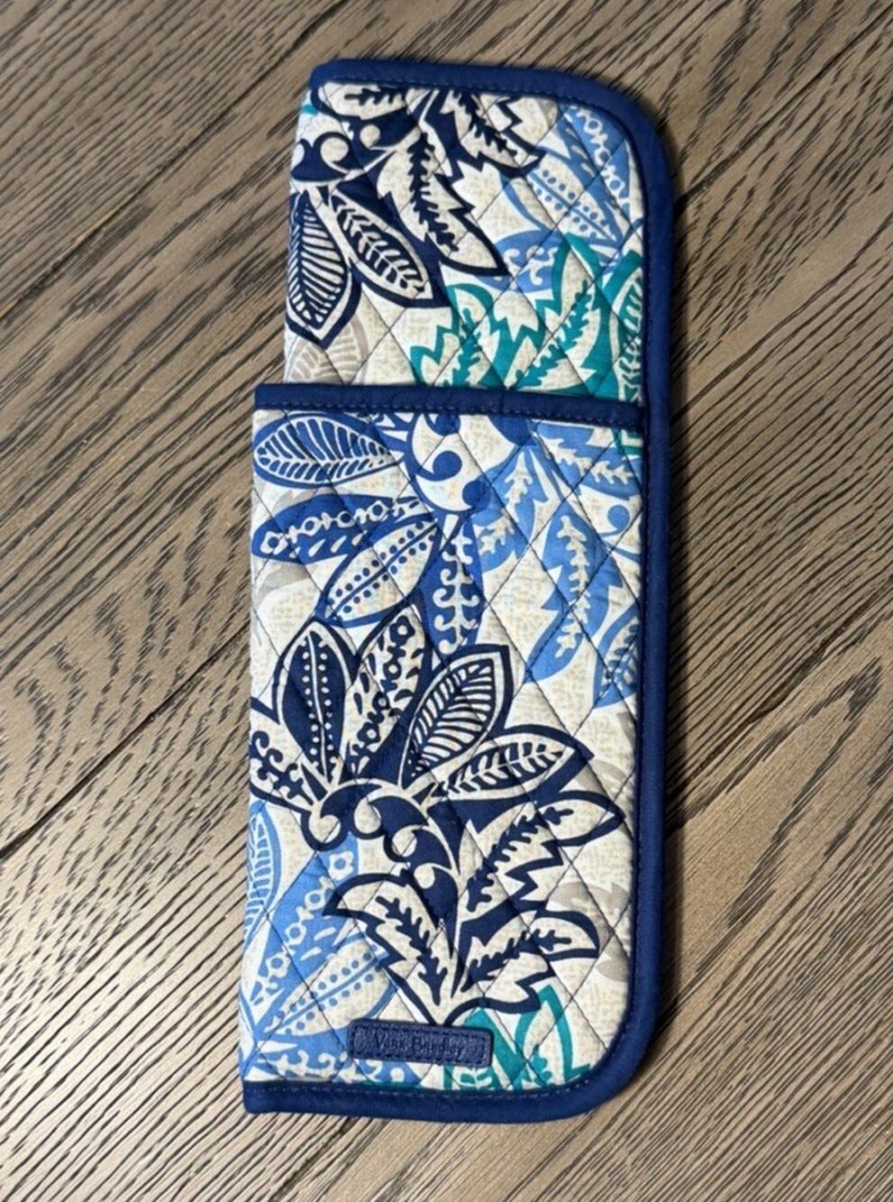 Vera Bradley Quilted Floral Retired Santiago Curling/Flat Iron Cover Case Rare